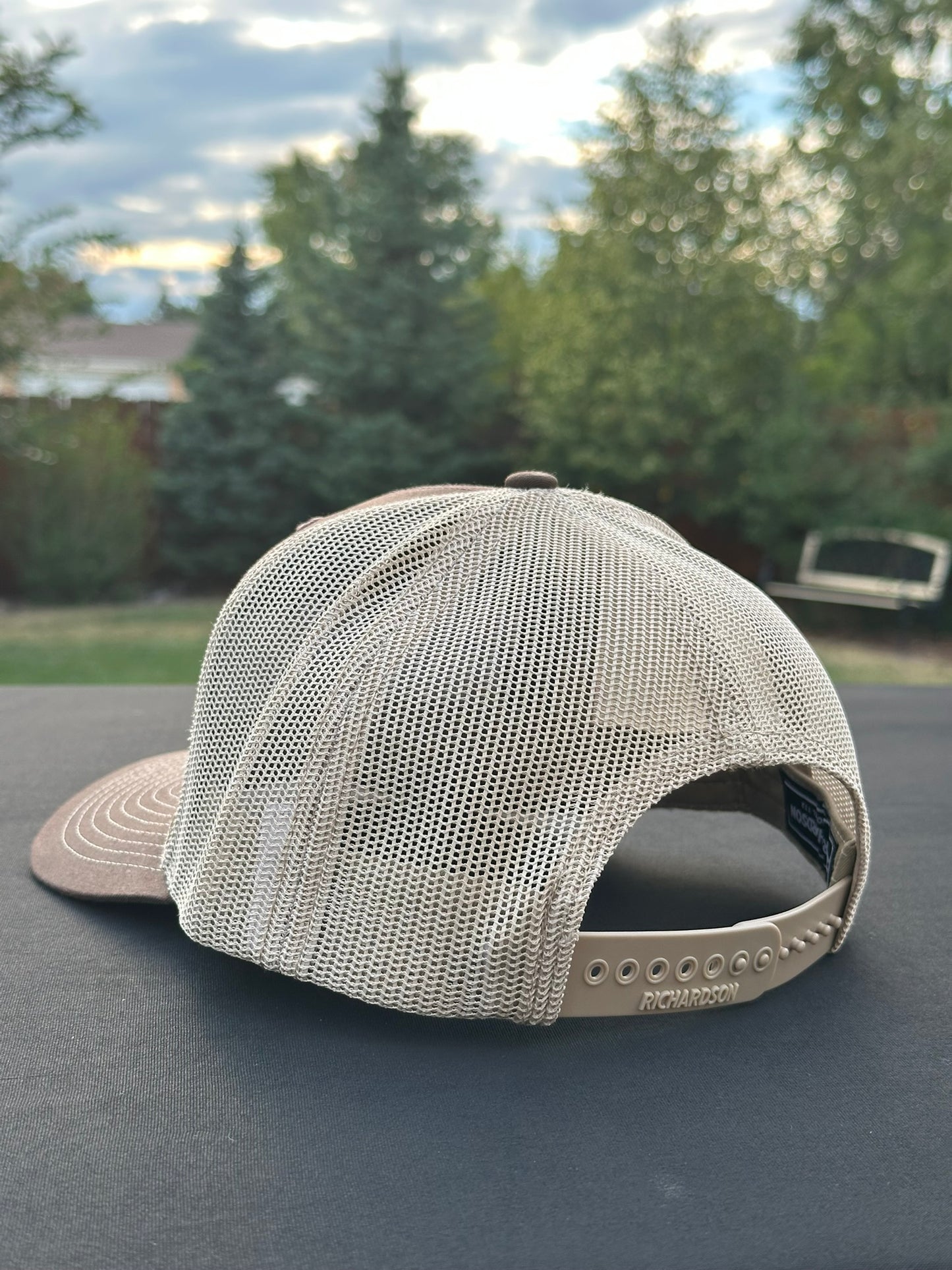 KNOW THE VIBES FEEL THE VIBES BE THE VIBES - Black Trucker Hat