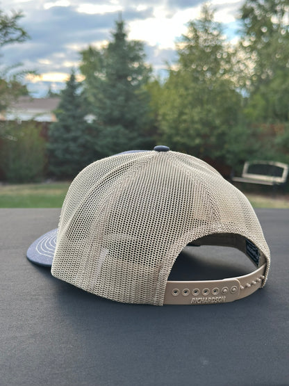 KNOW THE VIBES FEEL THE VIBES BE THE VIBES - Black Trucker Hat